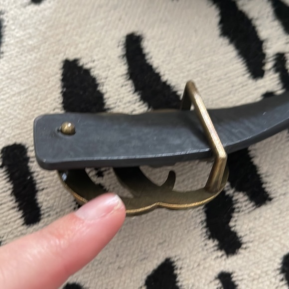 Faux Leather Pearl Belt - Picture 2 of 4